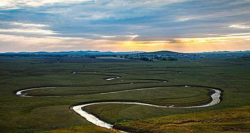 《银河破裂者》销量突破35万 新扩展更新即将到来